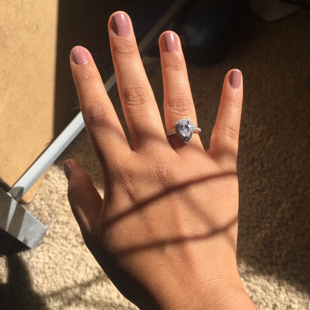 Sterling silver pear shaped ring